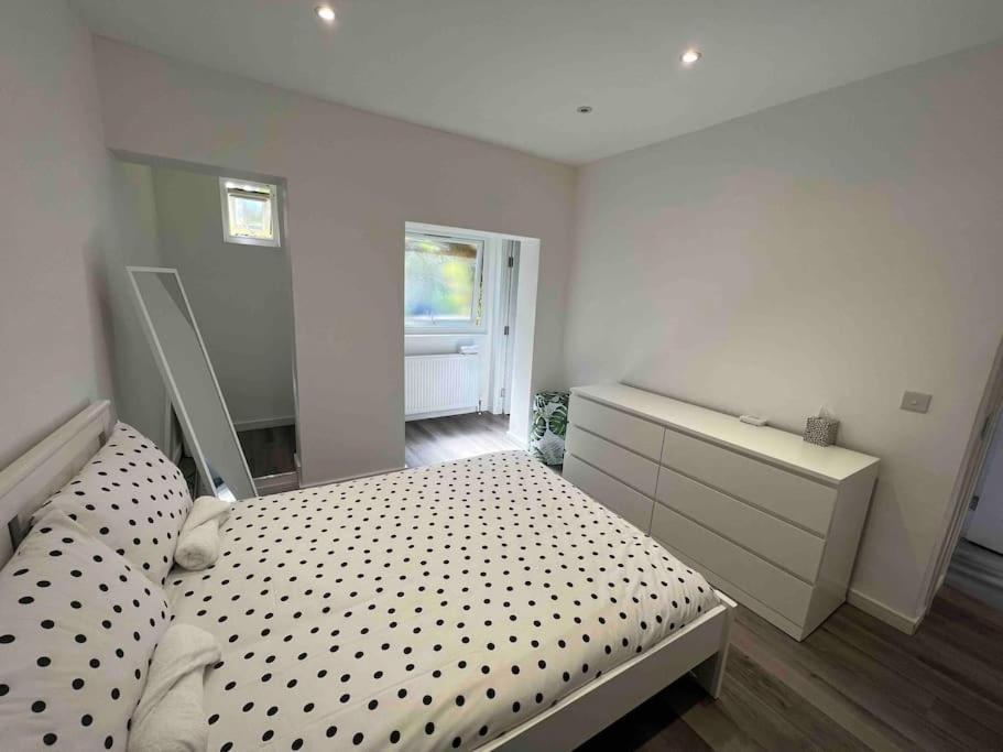 Stunning 3Br Maisonette In Brixton ลอนดอน ภายนอก รูปภาพ